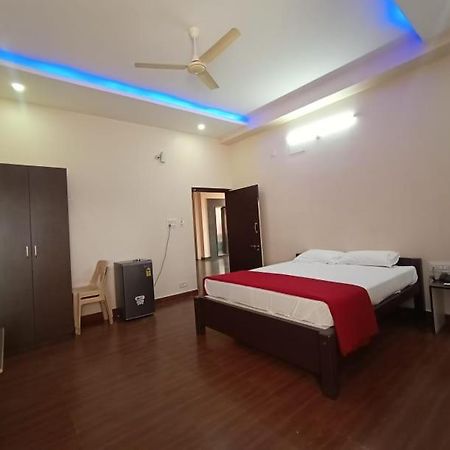 Ss Lodge Devanahalli Exterior photo